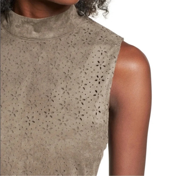 Trixxi Women’s‎ High Neck Faux Suede Floral Mini Shift Dress Size XS - Picture 2 of 7